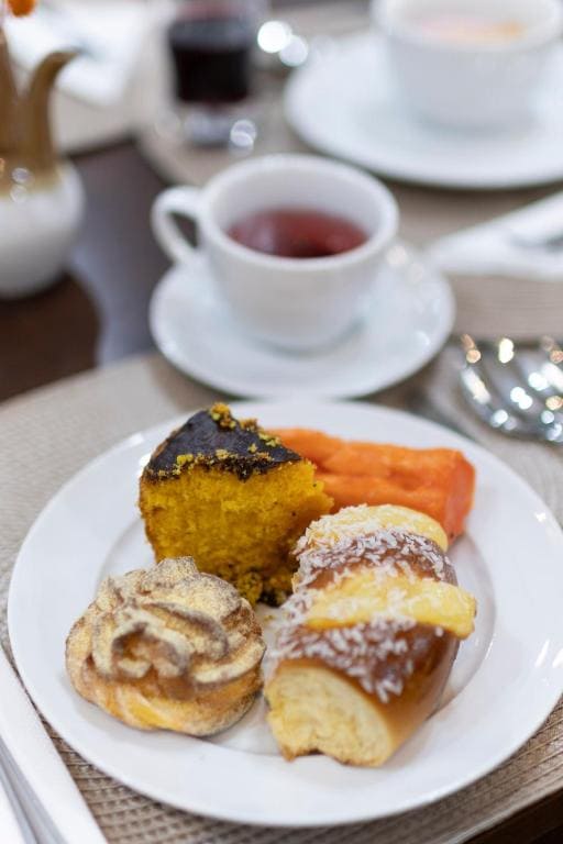 Imagens Café da Manhã, Metro Hotel